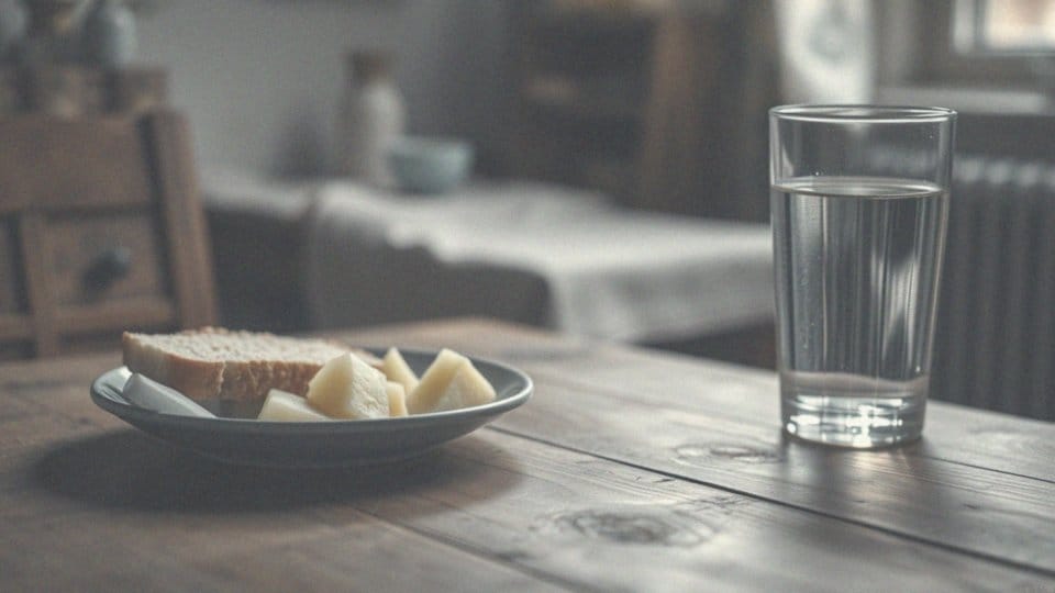 Rozciągnięty żołądek objawy – jak je rozpoznać i co robić?